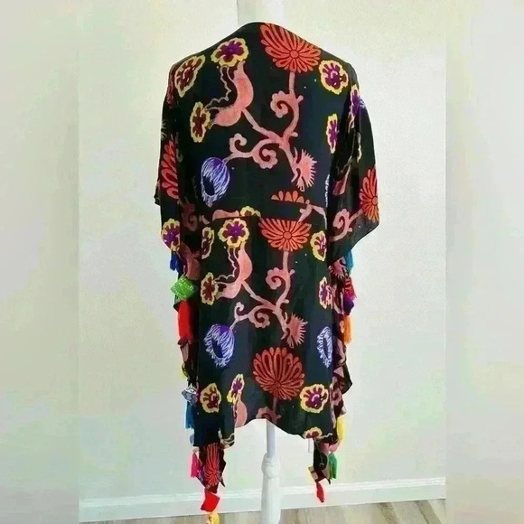 Silk Pullover Oversized Butterfly Blouse Size Medium - Picture 2 of 8